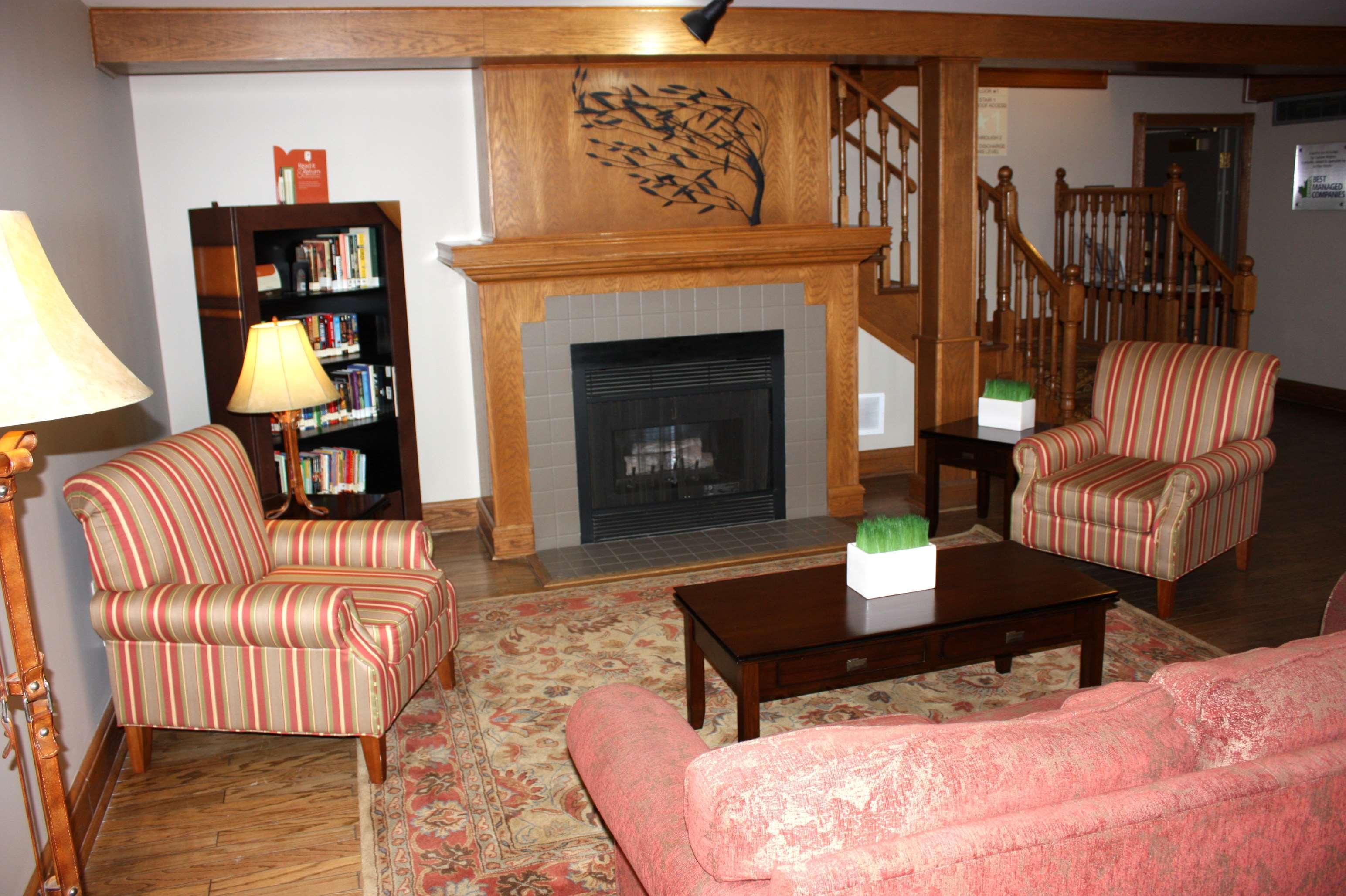 Travelodge Suites By Wyndham Regina - Eastgate Bay Eksteriør bilde