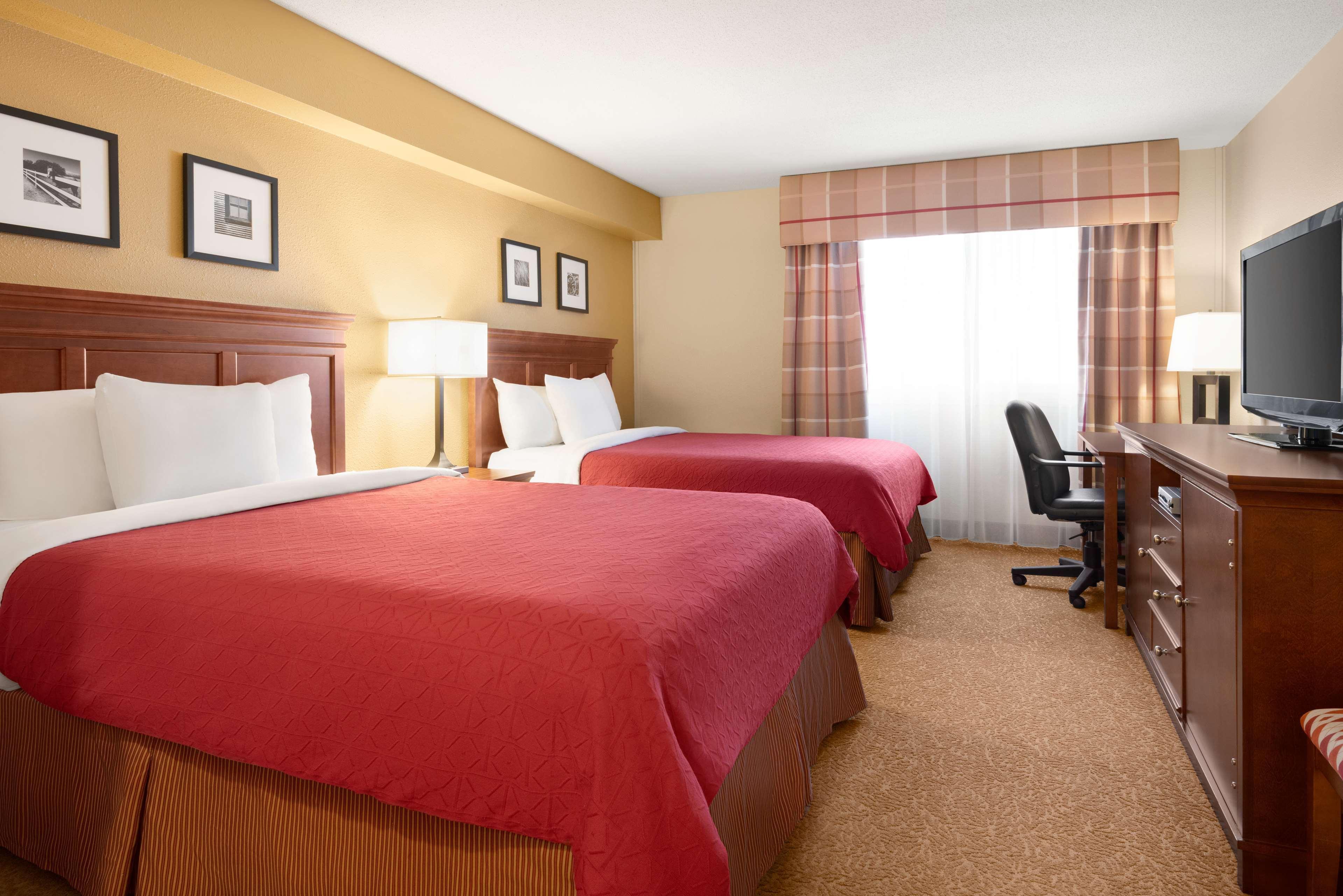 Travelodge Suites By Wyndham Regina - Eastgate Bay Eksteriør bilde