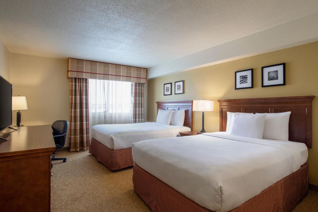 Travelodge Suites By Wyndham Regina - Eastgate Bay Eksteriør bilde