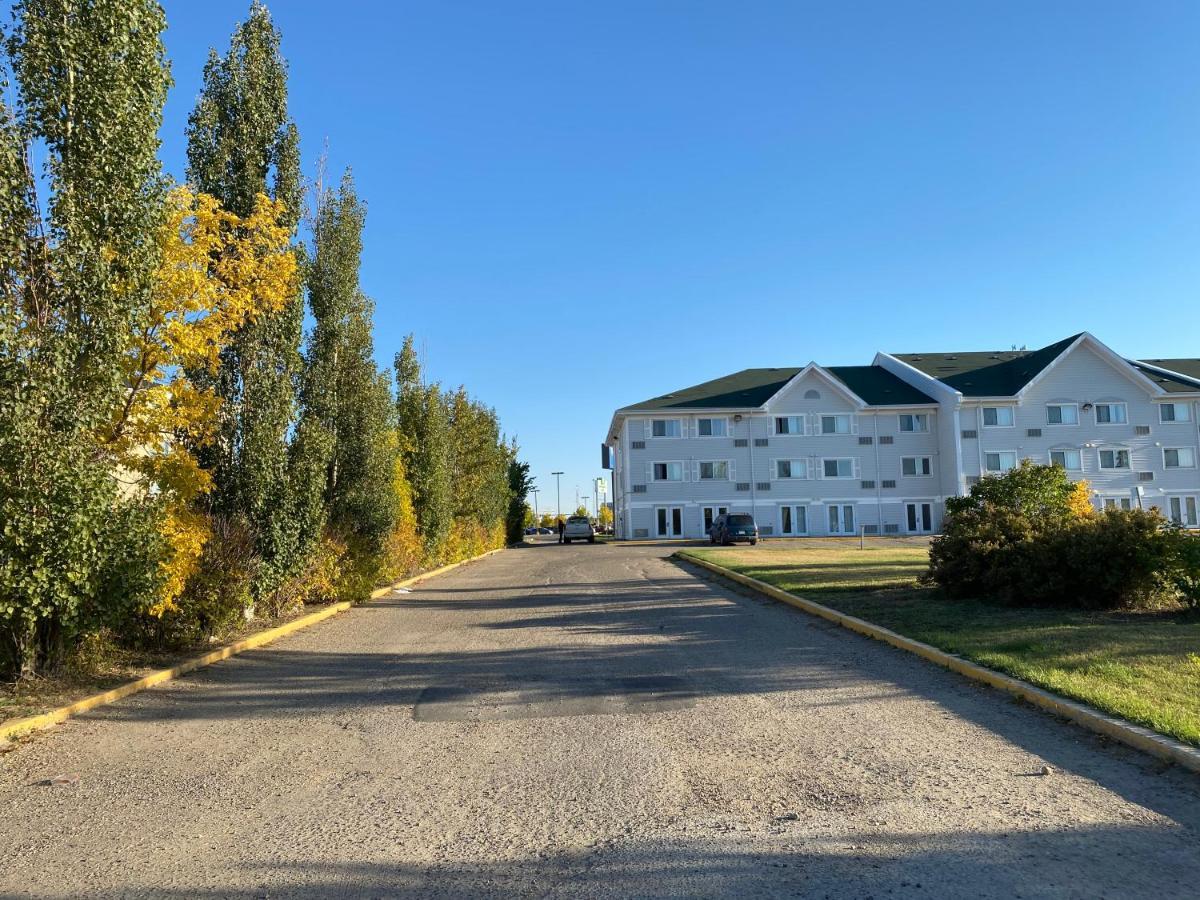 Travelodge Suites By Wyndham Regina - Eastgate Bay Eksteriør bilde
